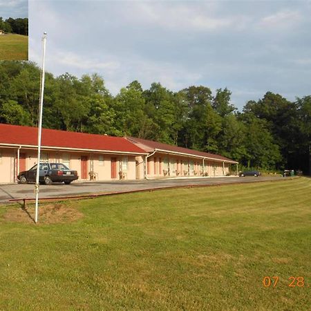 Motel 22 Mapleton Depot Huntingdon Exterior photo